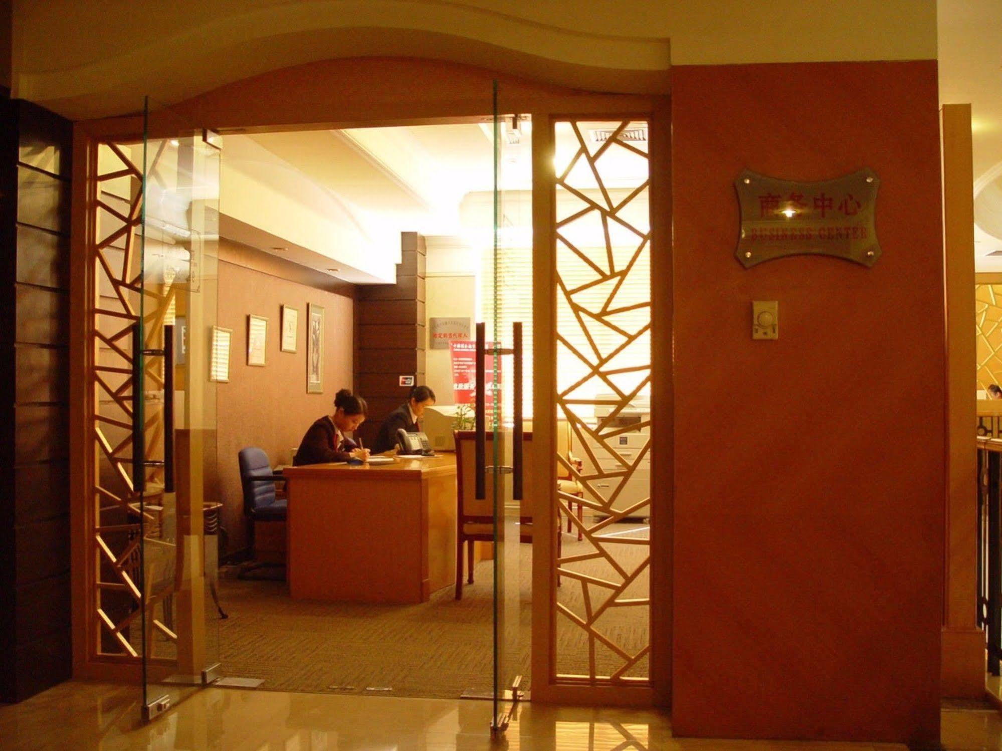Oriental Garden Hotel Pechino Esterno foto
